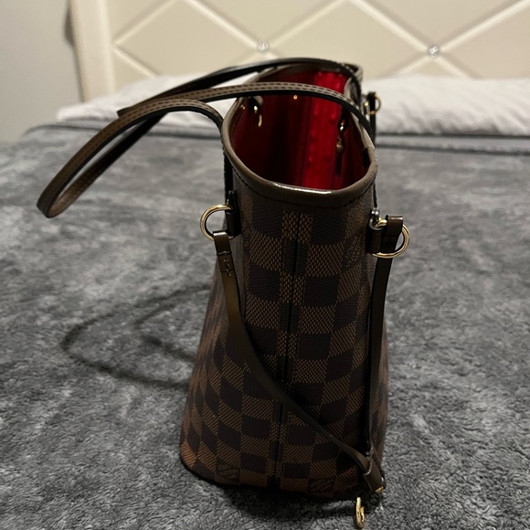 Louis Vuitton ♥️ - Picture 5 of 15